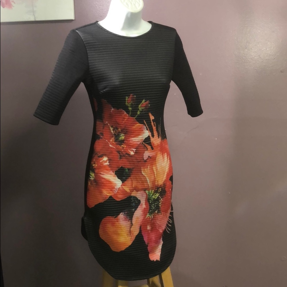 DEAL!!! Fitting Flower Dress